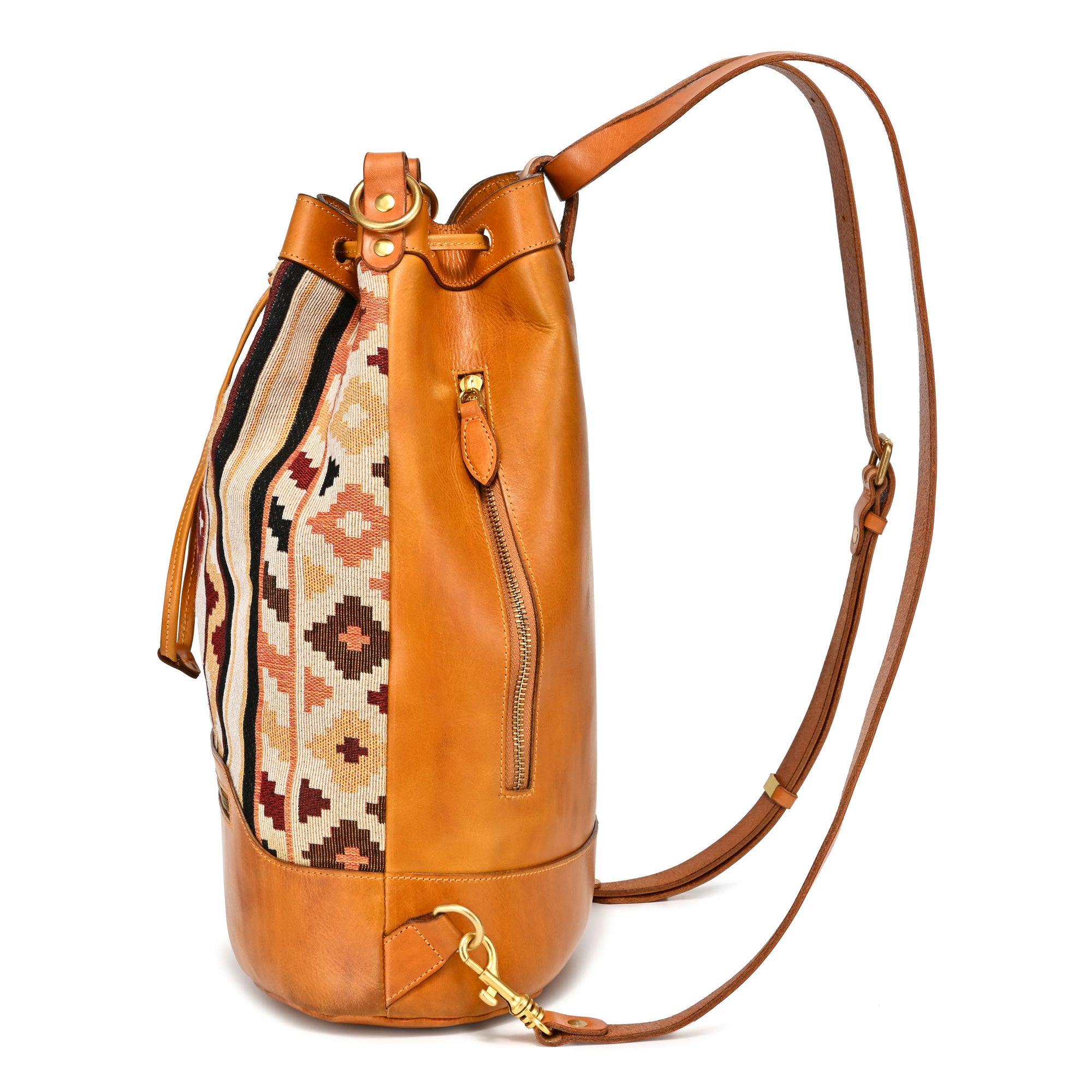 Vere Verto Dita convertible newest bucket bag/crossbody/backpack